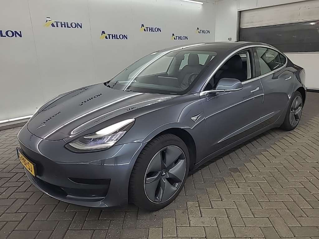 Tesla Model 3 STANDARD RANGE PLUS RWD 4D 211KW, 2019