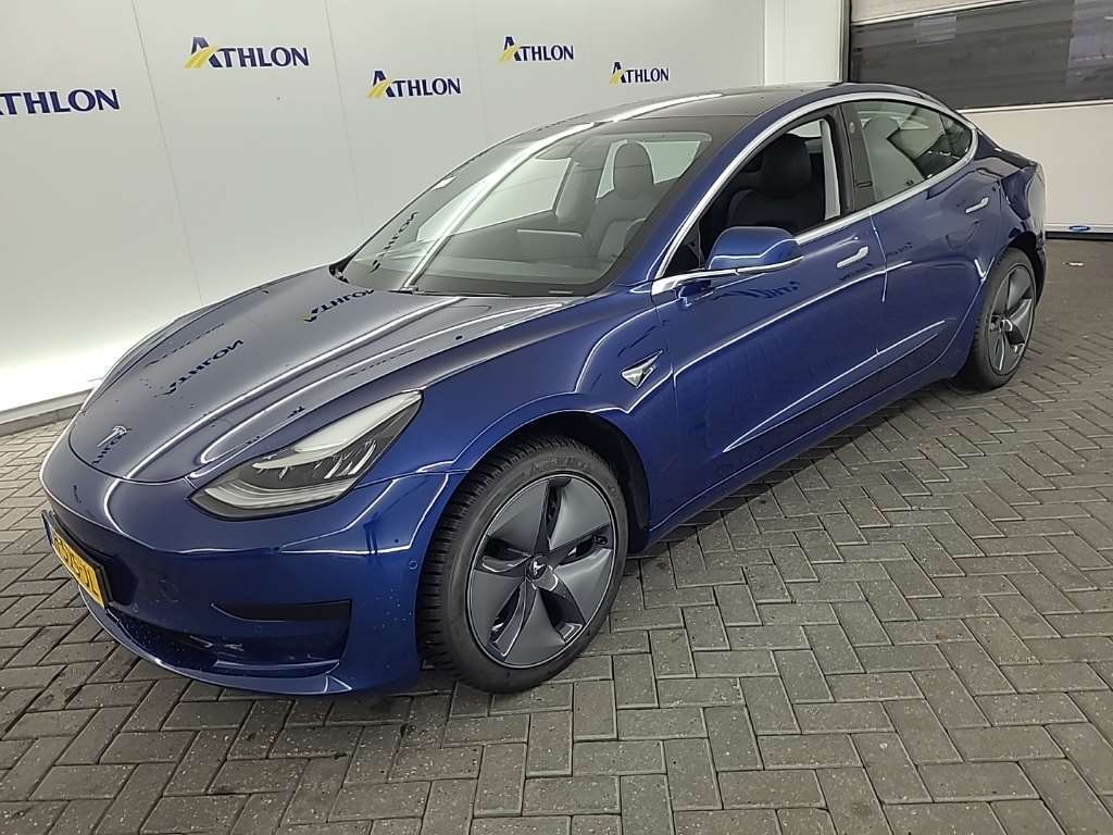 Tesla Model 3 STANDARD RANGE PLUS RWD 4D 211KW, 2020