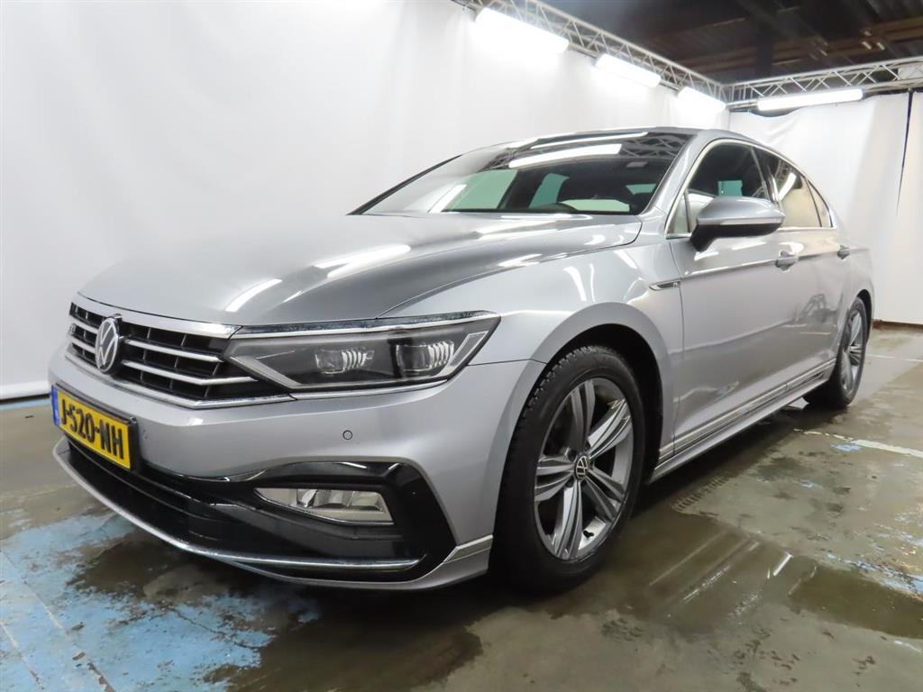 Volkswagen Passat 1.5 TSI R-LINE BNS+, 2020