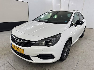 Opel Astra sports tourer 1.2 turbo 81kW Design &amp; Tech