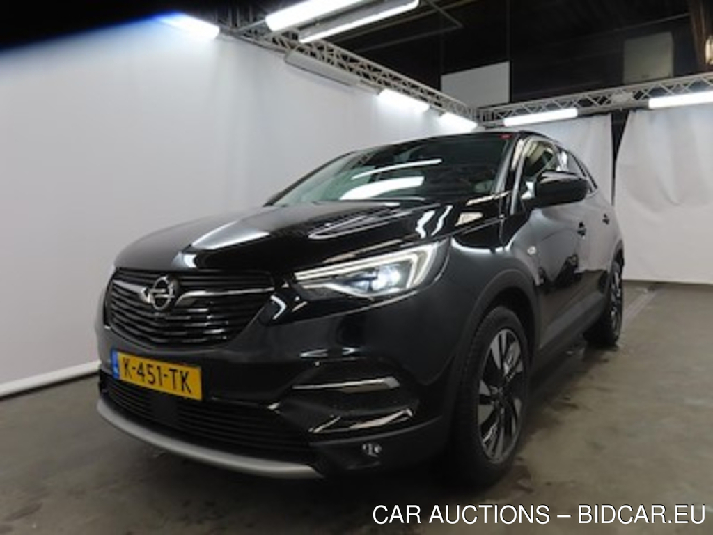 Opel Grandland X 1.2 Turbo S;S 96kW Bus. Executive Auto 5d