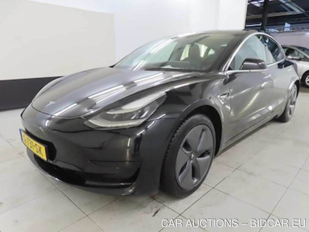 Tesla Model 3 Standard Range Plus RWD 4d