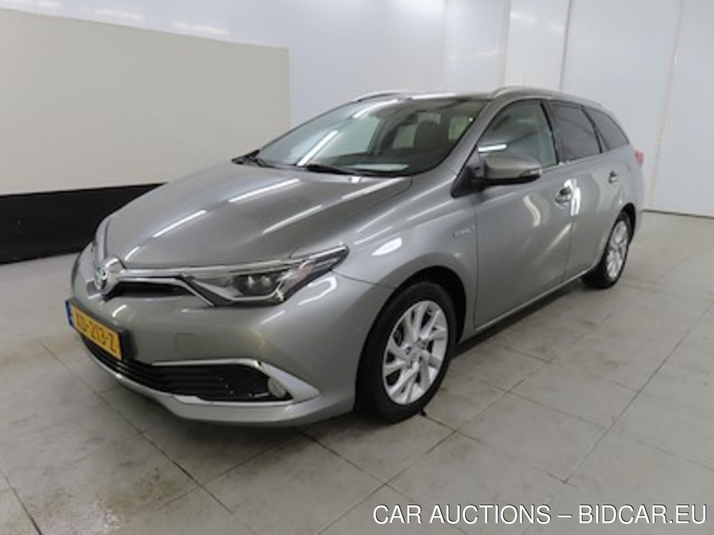 Toyota Auris touring sports 1.8 Hybrid Executive Automaat 5d