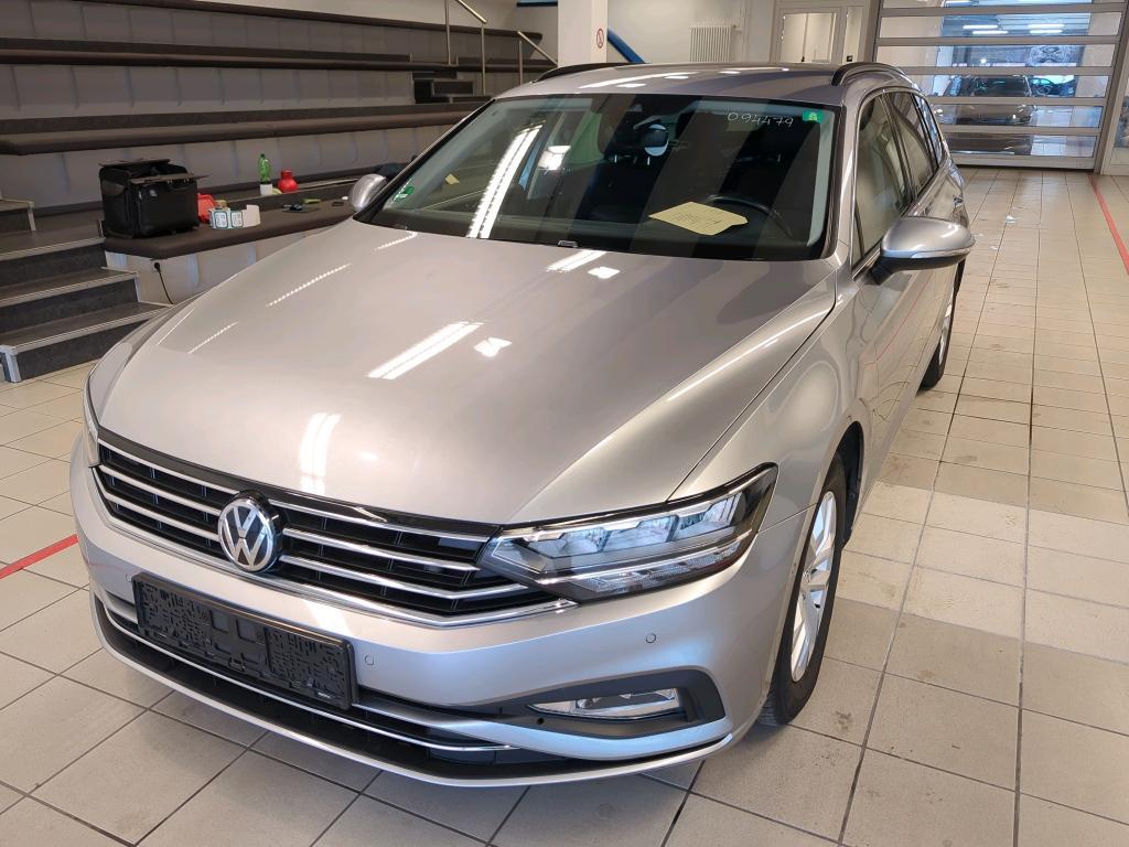 Volkswagen Passat VARIANT 2.0 TDI SCR DSG Business, 2020