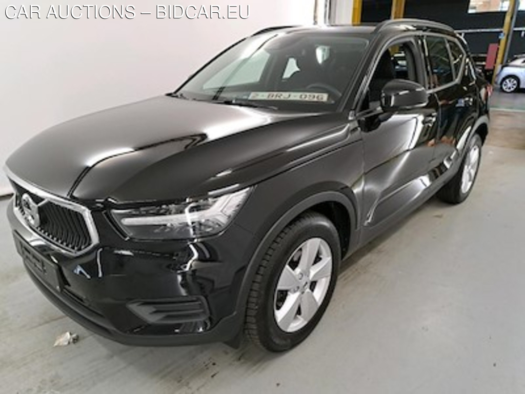 Volvo XC40 1.5 T2 MOMENTUM CORE Winter