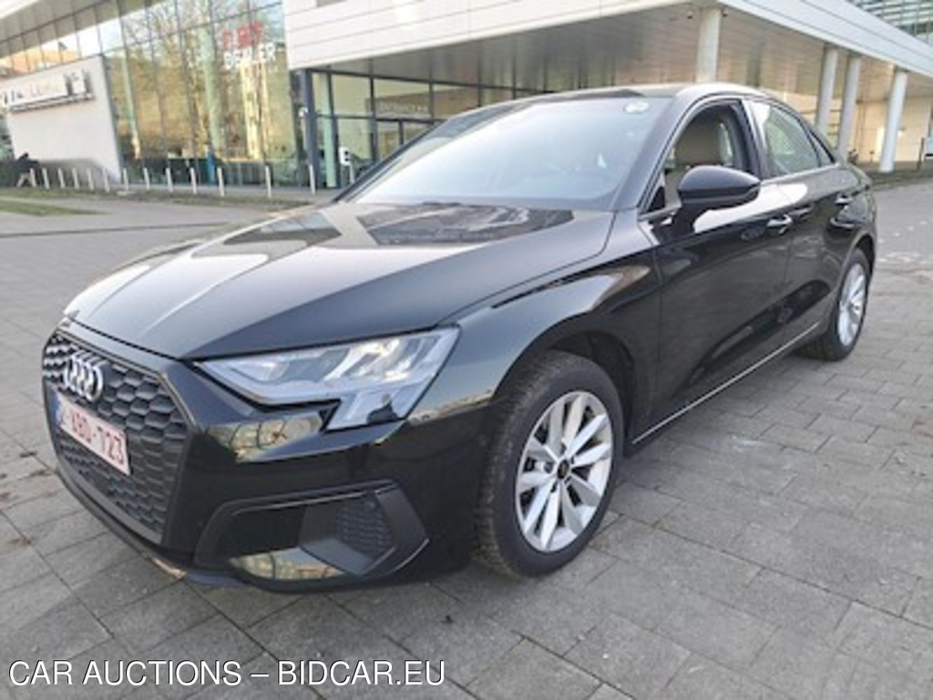 Audi A3 sedan 30 TFSI S TRONIC AUT