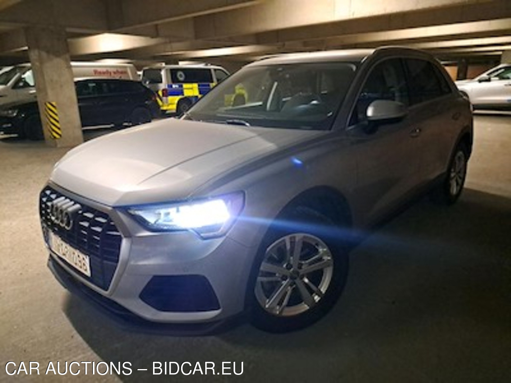 Audi Q3 35 TDI BUSINESSEDITION S TRON