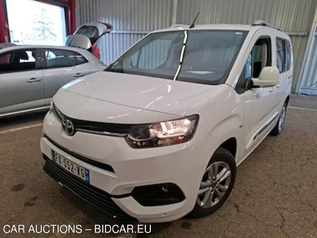 Toyota Proace city verso PROACE CITY VERSO 1.2 MEDIUM 110 VVT-I EXECUTIVE