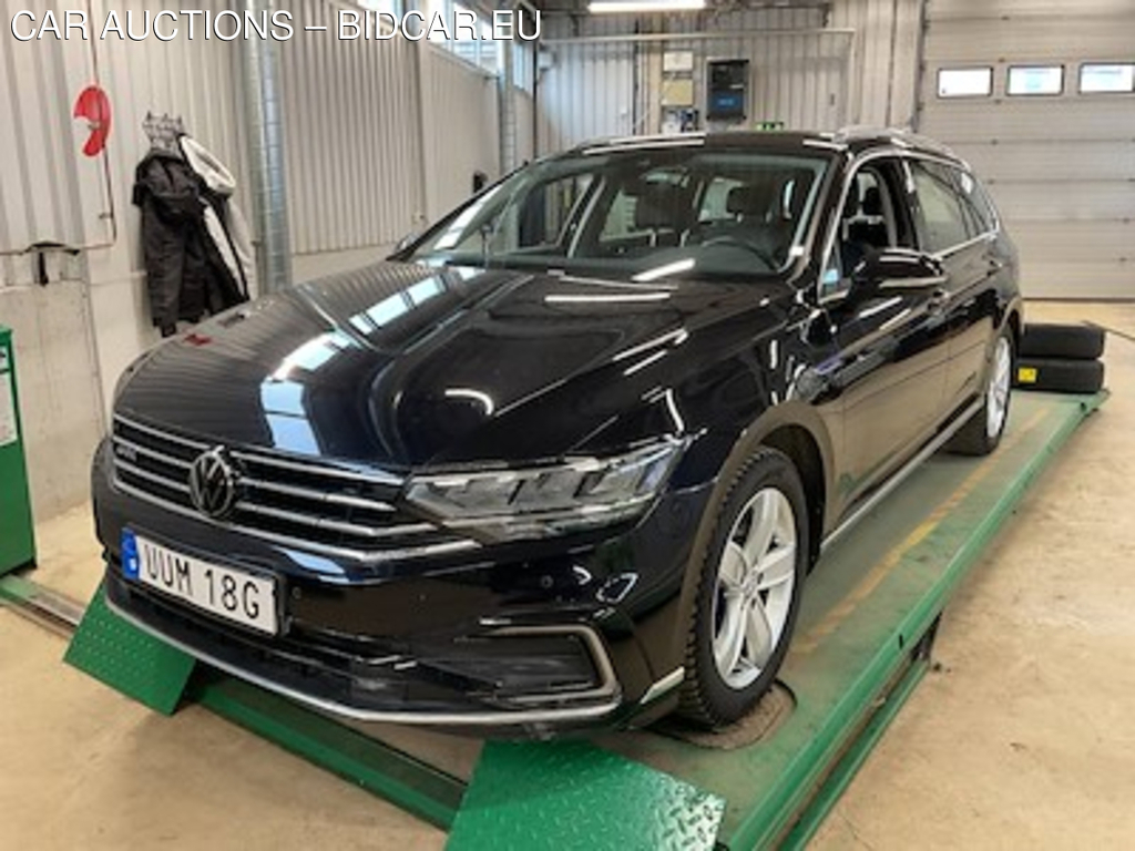 Volkswagen Passat GTE Nav Drag Skinn/Alcantara P-Varmare B-Kamera