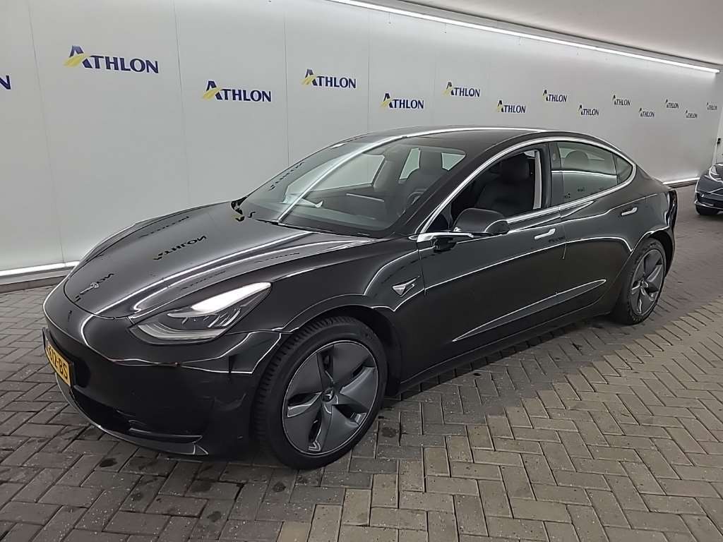 Tesla Model 3 STANDARD RANGE PLUS RWD 4D 225KW, 2020