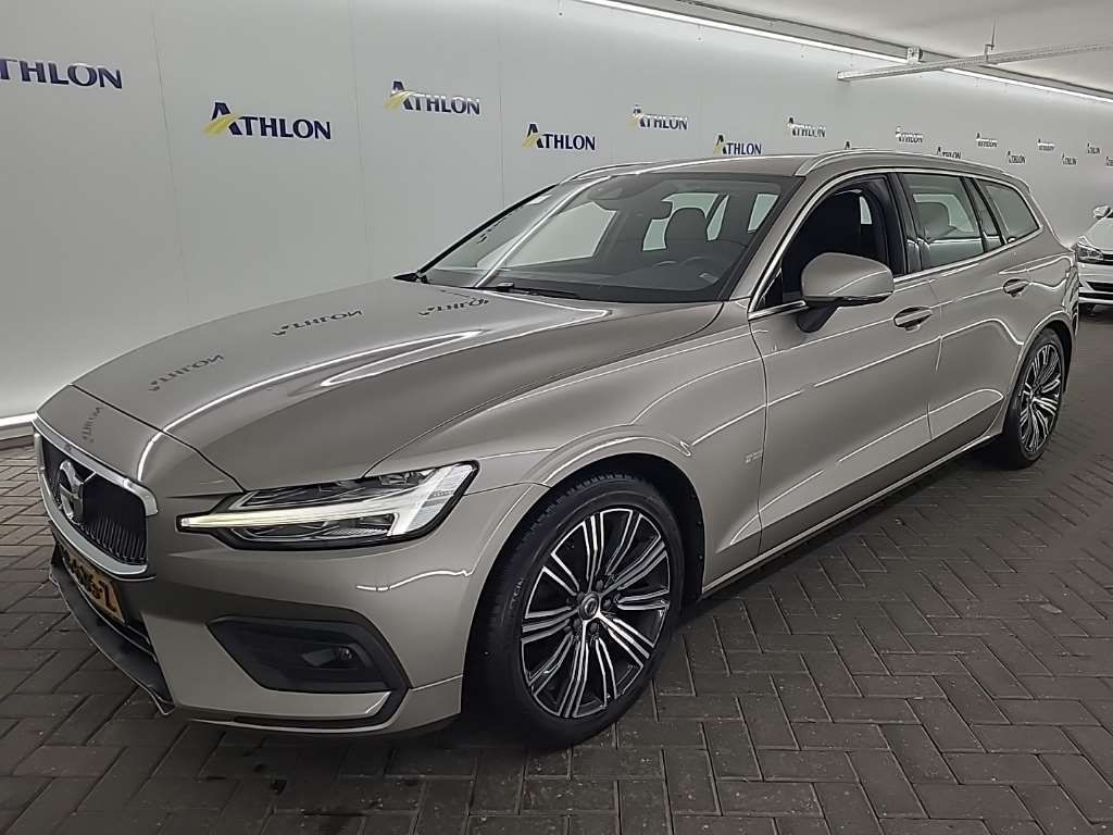 Volvo V60 D3 GEARTRONIC MOMENTUM 5D 110KW, 2019