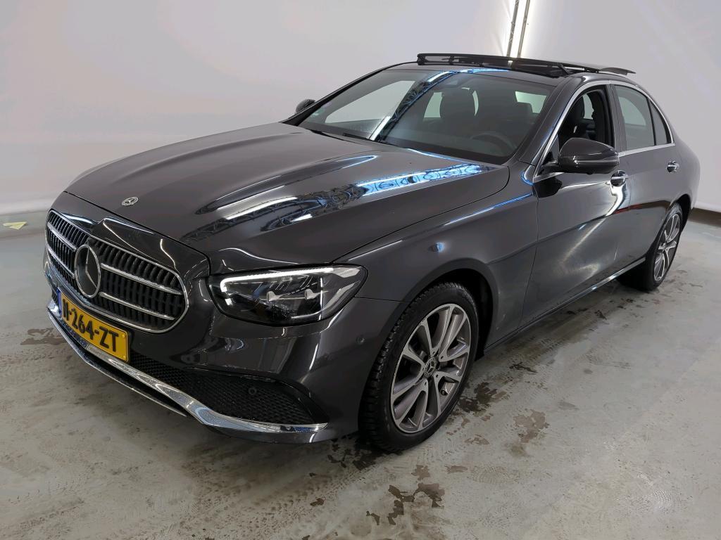 Mercedes-Benz E-KLASSE 300 E BNS SOL. LUX., 2022