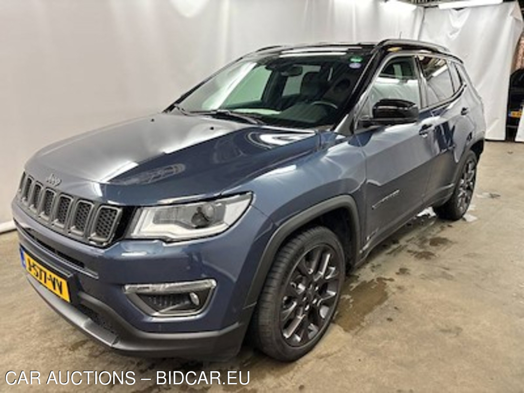 Jeep Compass 1.3T 150 DDCT S