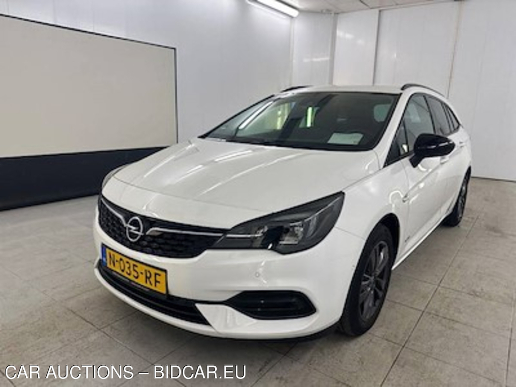 Opel Astra sports tourer 1.2 turbo 81kW Design &amp; Tech