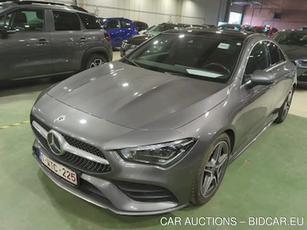 Mercedes-Benz Cla - klasse 2.0 CLA 180 D BUSINESS SOLUTION DCT AMG Line exterieur &amp; interieur