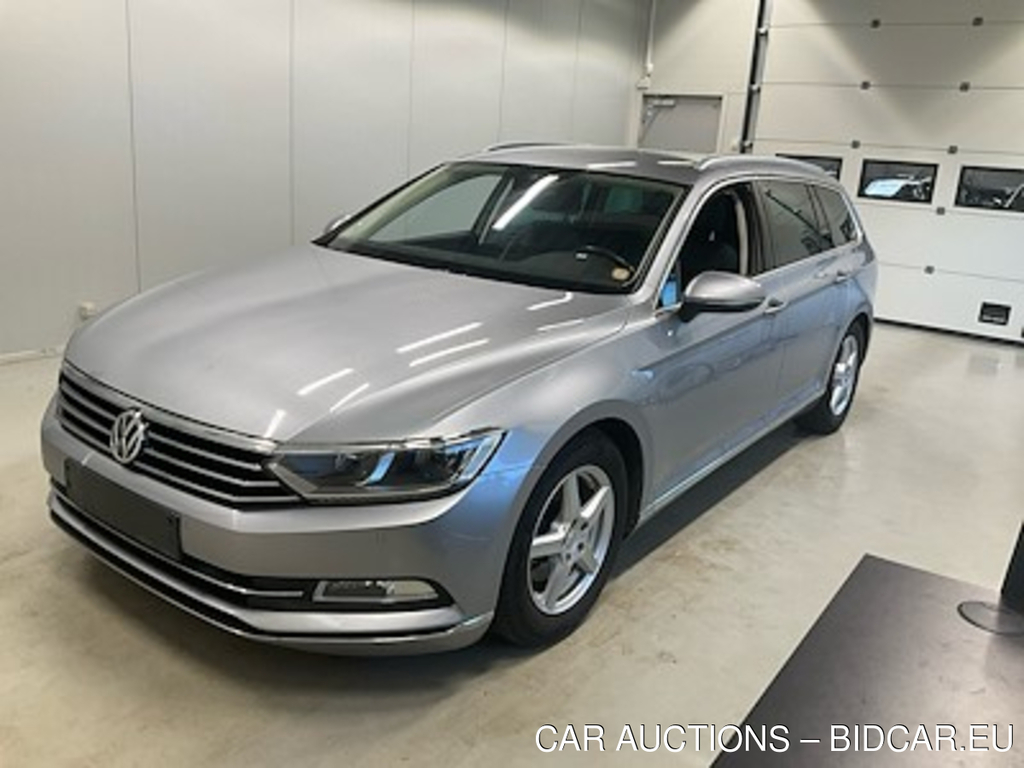 Volkswagen Passat 1.5 Tsi Evo Act Highline Premium Dsg Variant. UA!