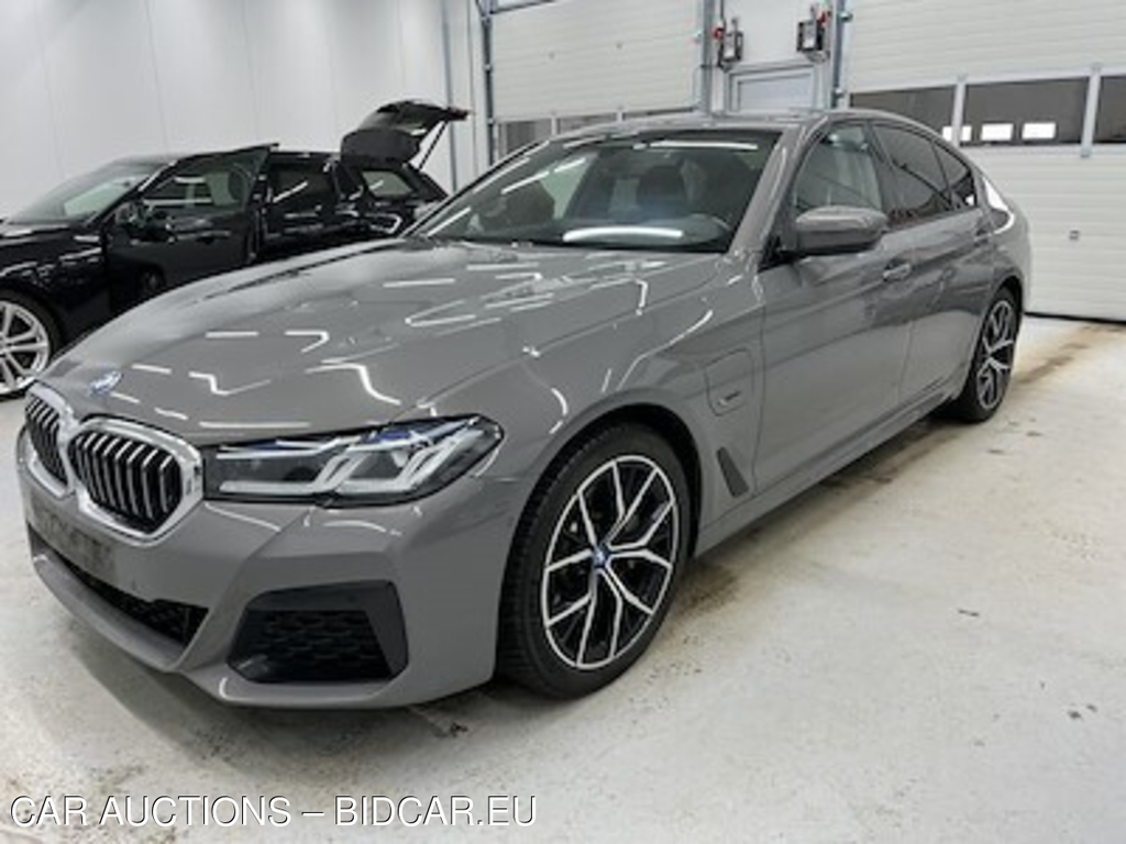 BMW Series 5 530e Sedan F M Sport UA!