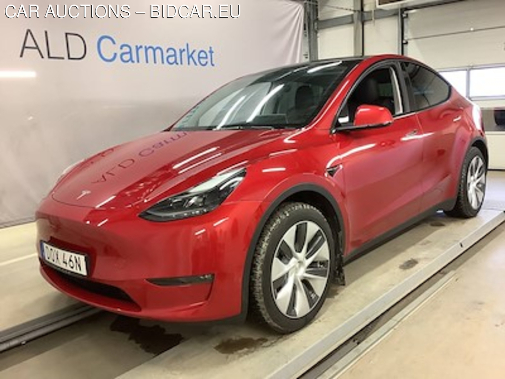 Tesla Model Y long range awd CRACK IN WINDSHIELD! Drag, Skinn, Nav, P-Varmare, Pano