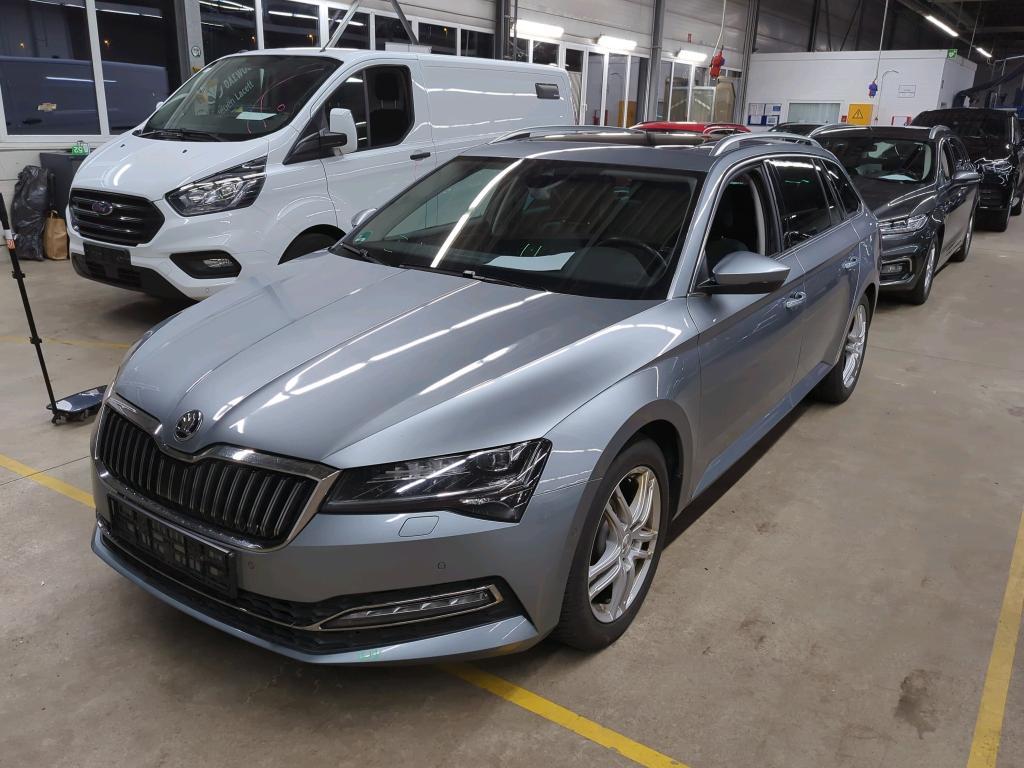 Skoda Superb COMBI 2.0 TDI DSG Premium Edition, 2021