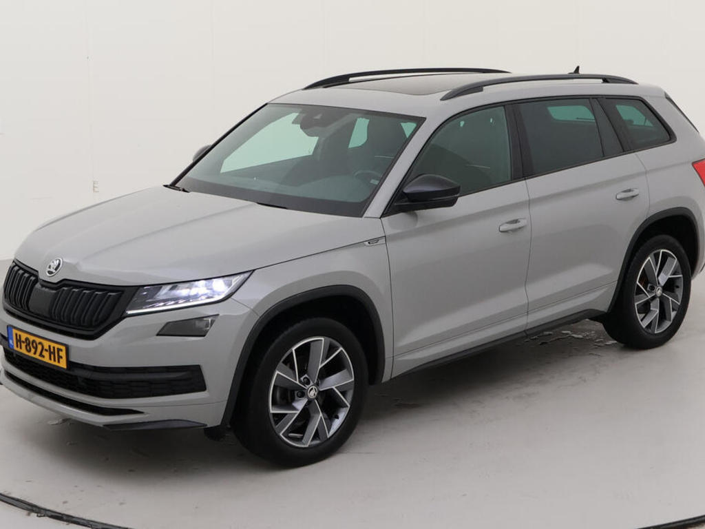 Skoda Kodiaq 1.5TSI 150PK DSG SPORTLINE BUSINESS PLUS COMFORT FUNCTIE PANO 7P, 2020