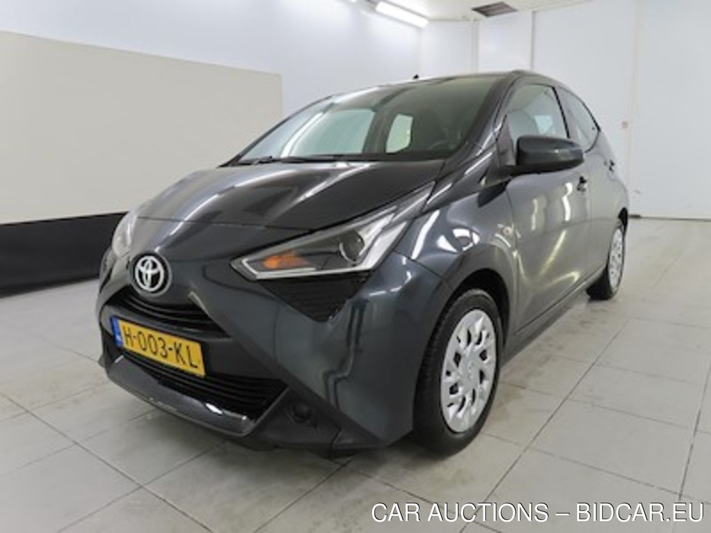 Toyota Aygo 1.0 VVT-i x-play 5d