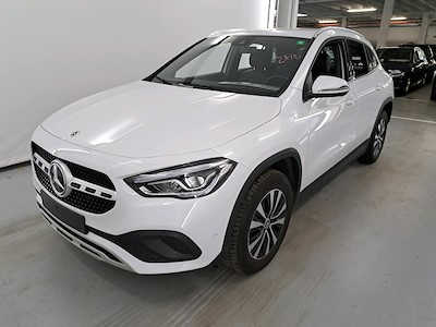 Mercedes-Benz GLA 2.0 GLA 180 D DCT BUSINESS SOLUTION