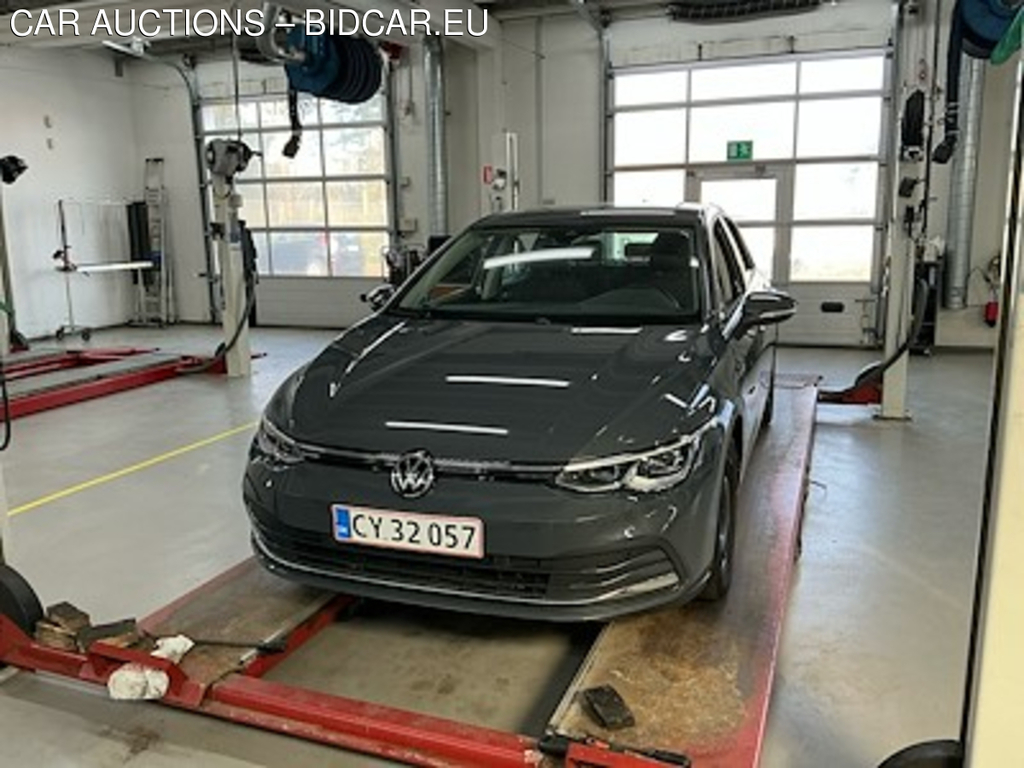 Volkswagen GOLF 2,0 TDI SCR 150HK DSG7 Style UA!