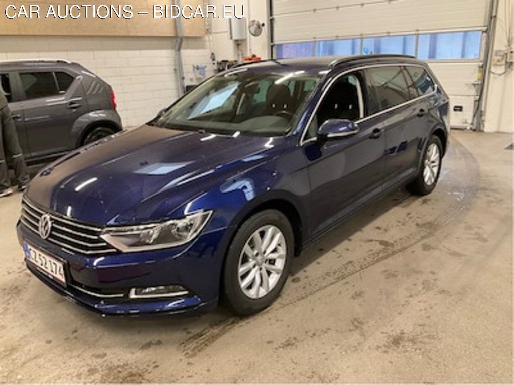 Volkswagen Passat 1.5 TSI EVO ACT COMFORTLINE PRE DSG VARIANT UA!