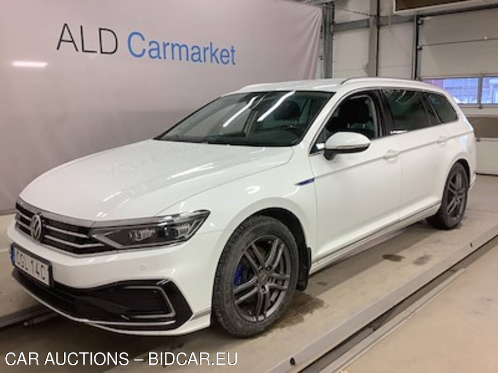 Volkswagen Passat GTE SC Executive Drag Varmare B-Kamera