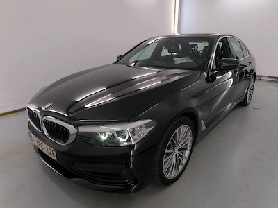 BMW 5 - 2017 530eA PHEV Performance OPF Business Sport Line Driving Assistant