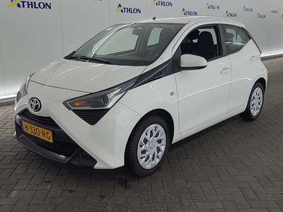 Toyota Aygo 1.0 VVT-I X-PLAY X-SHIFT 5D 53KW, 2020