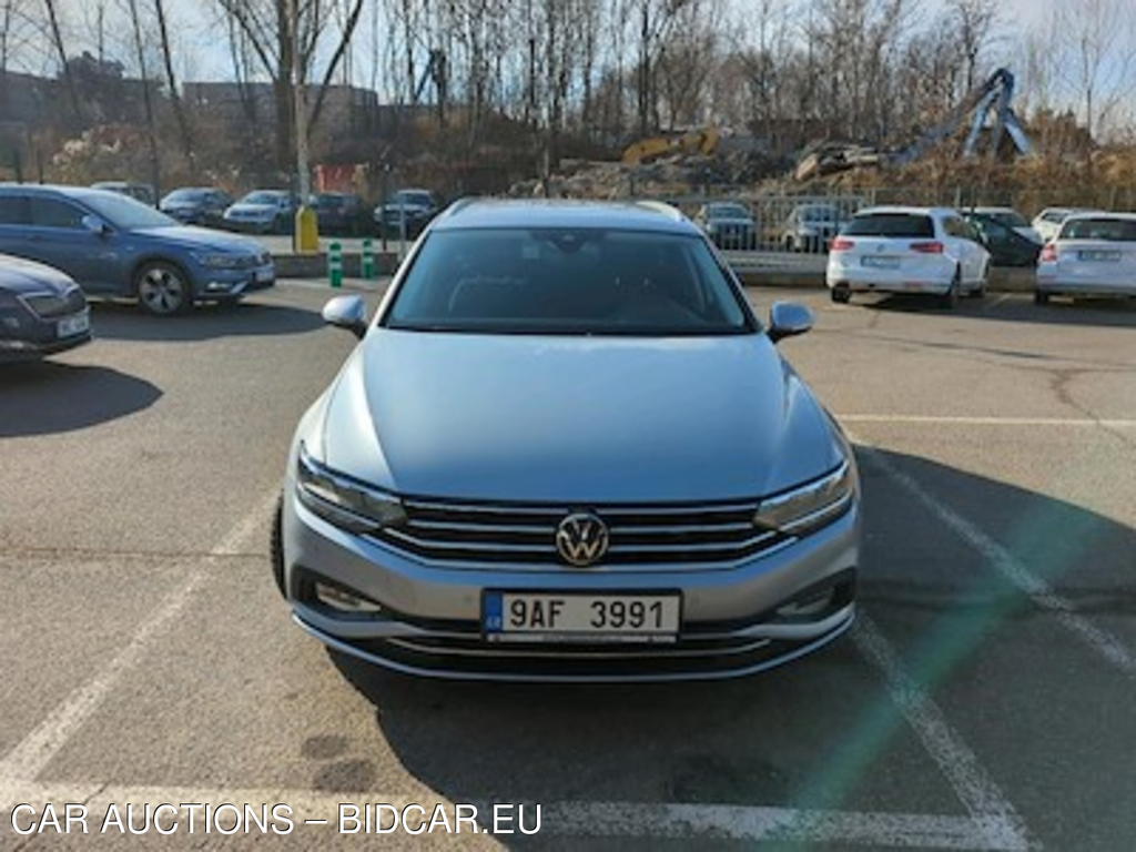 Volkswagen Passat 2.0 TDI 110kW BMT DSG Business Variant
