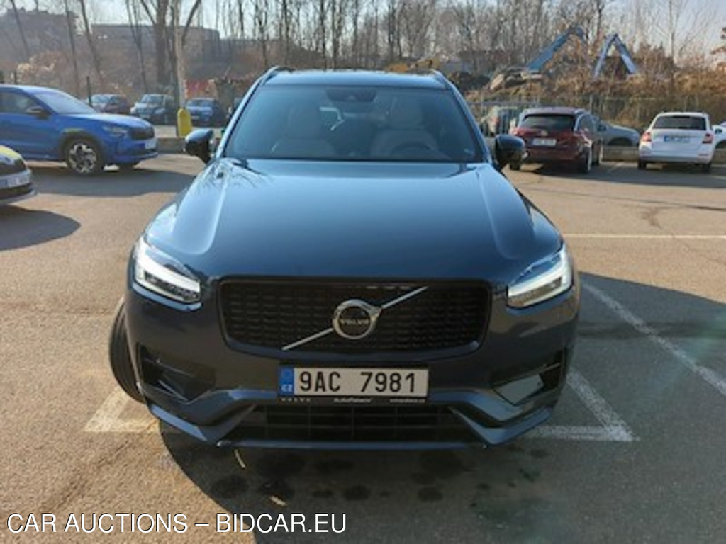 Volvo XC90 B6 AWD benzin R-Design Auto