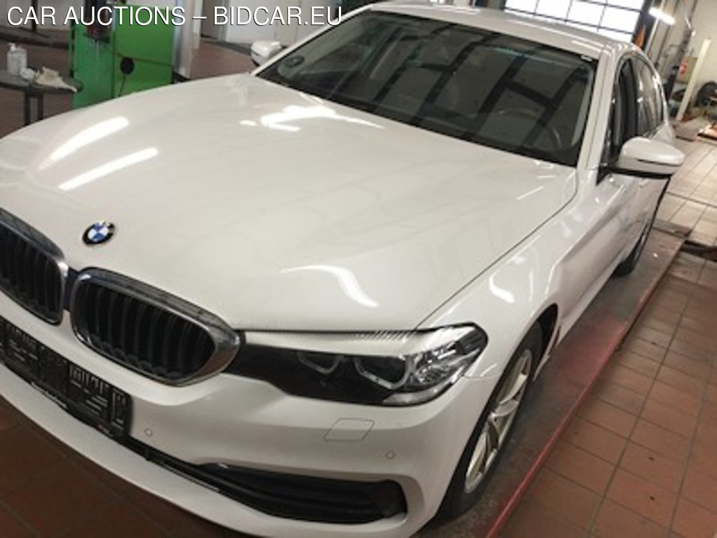 BMW 5 serie 2.0 520D F SPORT-LINE AUTO UA!