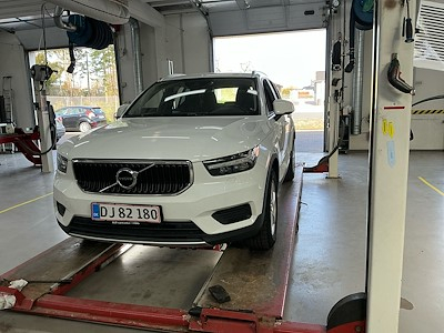 Volvo XC40 2.0 D3 MOMENTUM VBL AUTO UA!