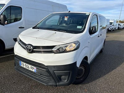 Toyota PROACE PROACE Combi Medium 1.5 120 D-4D Dynamic RC18