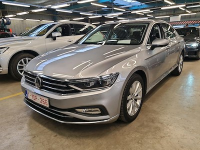 Volkswagen PASSAT 1.6 TDI SCR ELEGANCE BUSINESS