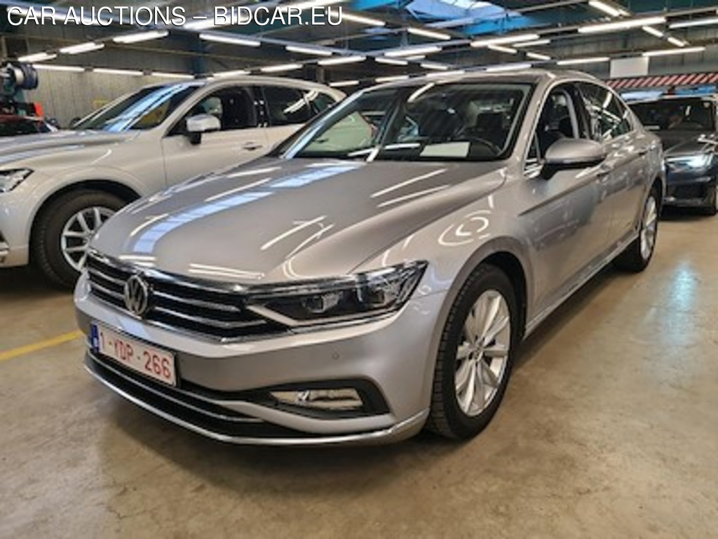 Volkswagen PASSAT 1.6 TDI SCR ELEGANCE BUSINESS