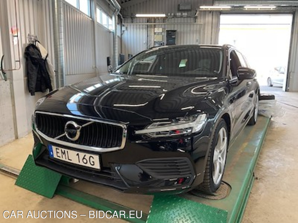 Volvo V60 T6 340 AWD Momentum Adv Edit Teknik BLIS B-Kamera Nav VOC
