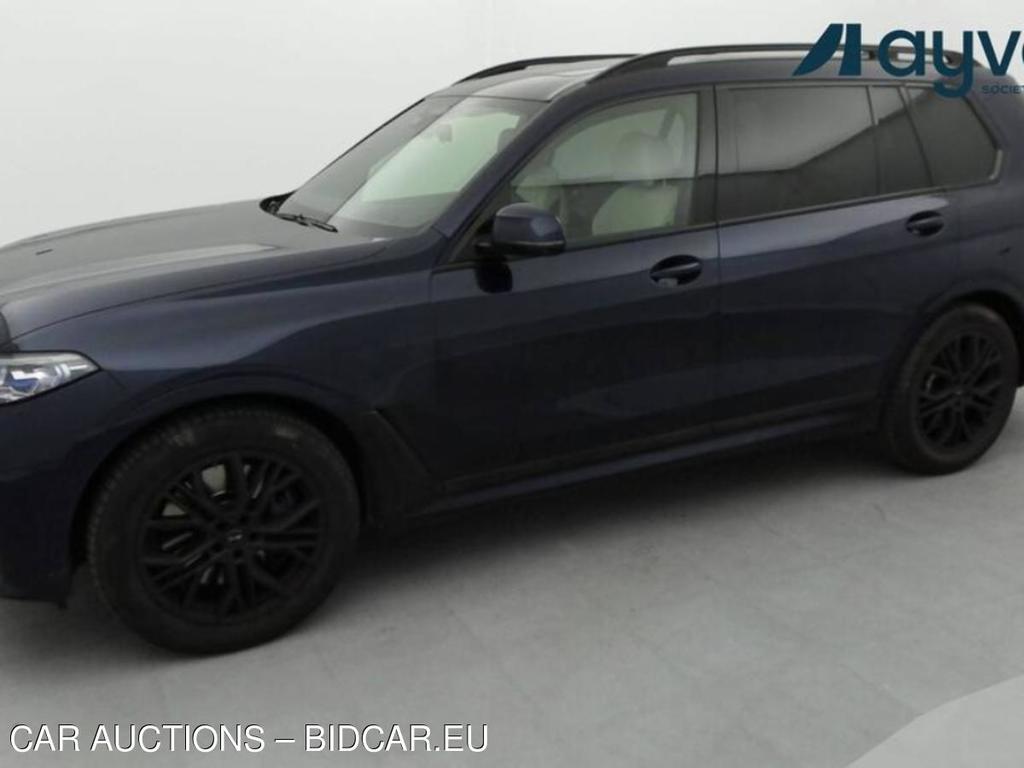 BMW X7 4.4 m50i 530 CV First Class, Bowers&Wilkins, Individual Paint, Attelage