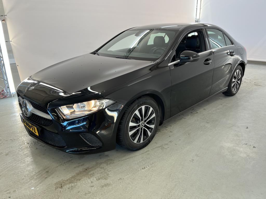 Mercedes-Benz A-KLASSE 180 D BUSINESS SOL, 2020