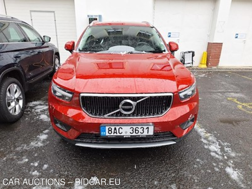 Volvo XC40 T4 Drive-E Momentum Pro FWD Auto