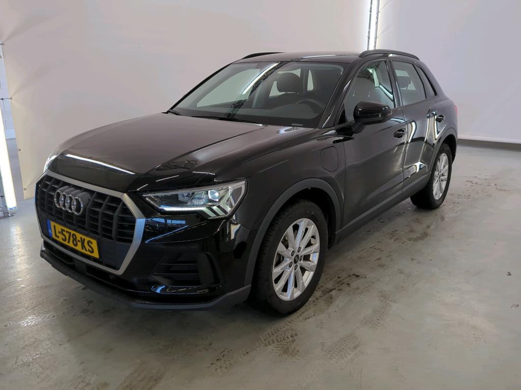 Audi Q3 45 TFSI E BNS EDITI., 2021