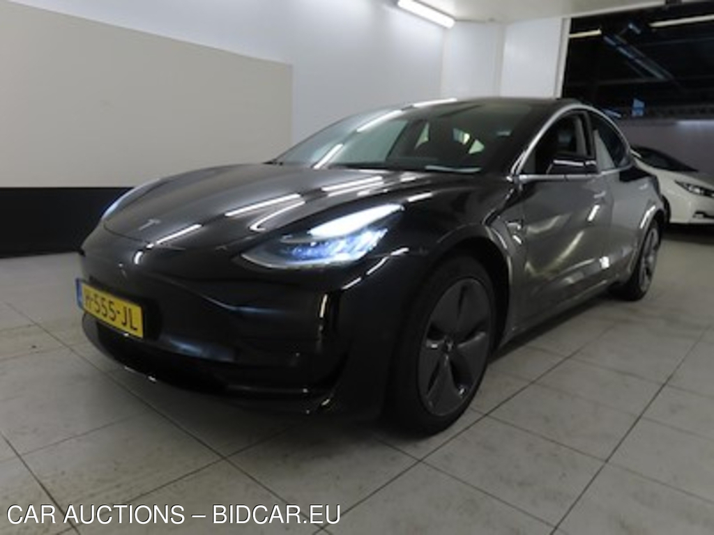 Tesla Model 3 Standard Range Plus RWD 4d