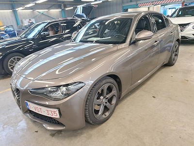 Alfa Romeo GIULIA 2.2 JTDM SUPER(EU6D-TEMP) AUT