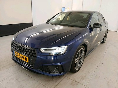 Audi A4 limousine 35 TFSI 150pk S tronic S Line Black Edition