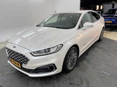 Ford Mondeo 2.0 HEV 187pk eCVT Vignale