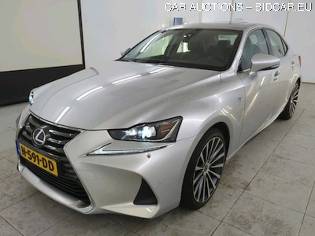 Lexus IS 300h Hybrid Edition 30
