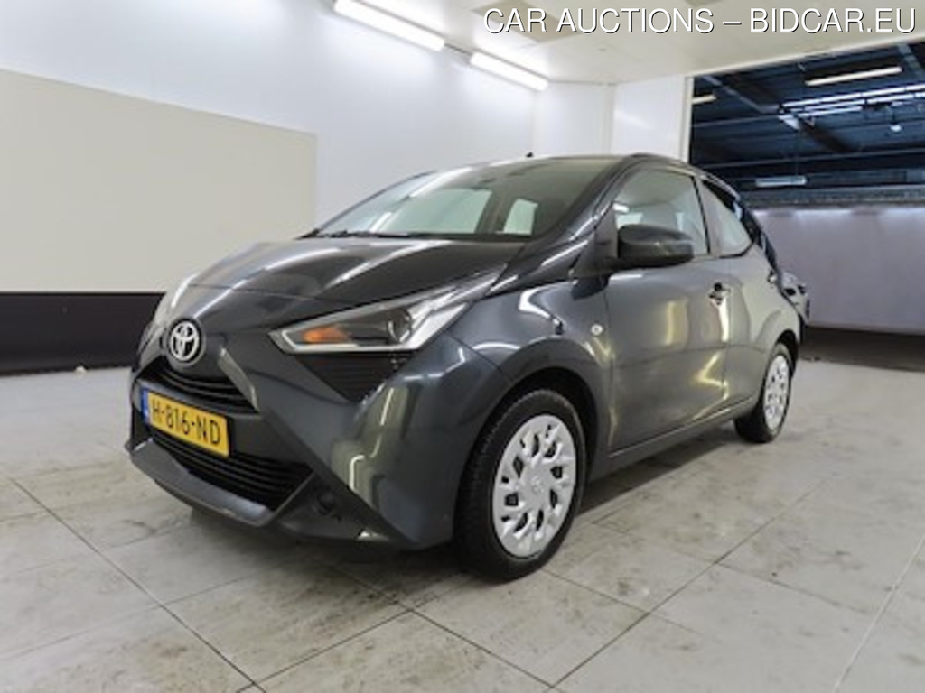 Toyota Aygo 1.0 VVT-i x-play 5d