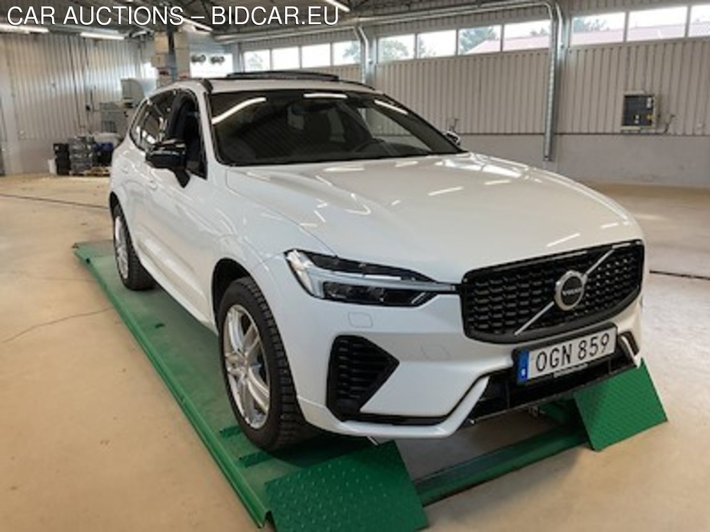 Volvo XC60 T6 Recharge AWD 350 R-Design Lounge Ljus H/K Panorama Skinn Drag Kamera !NO SUMMER TIRES!